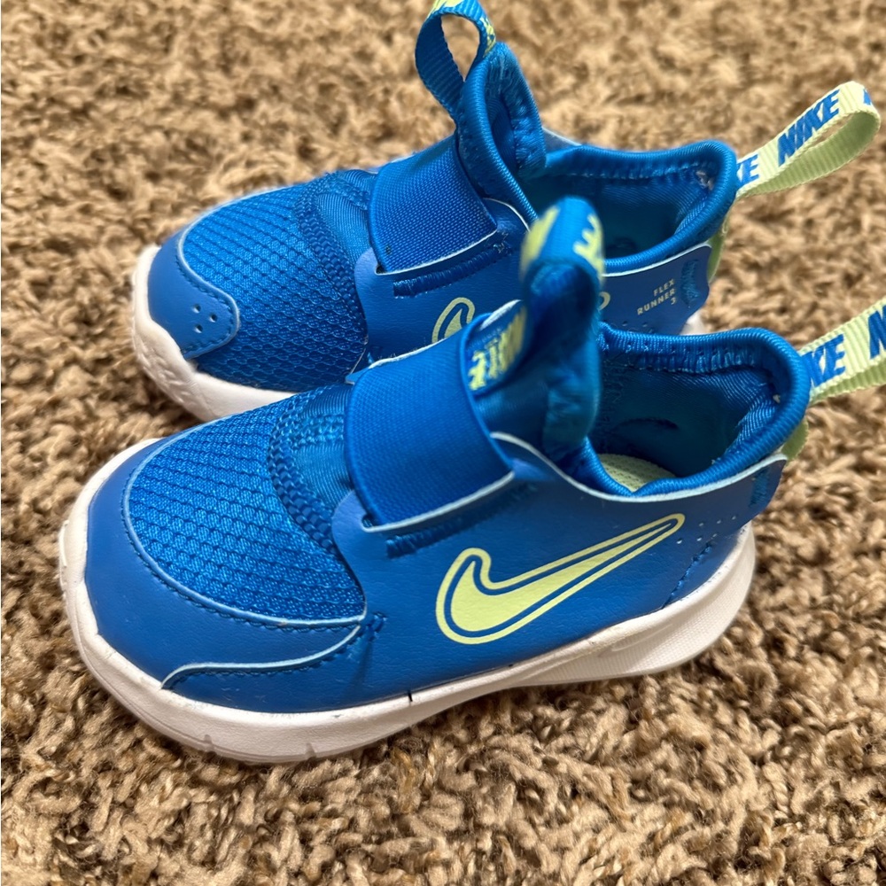 Nike Little Boys Blue and Green Sneakers